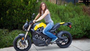 femme moto